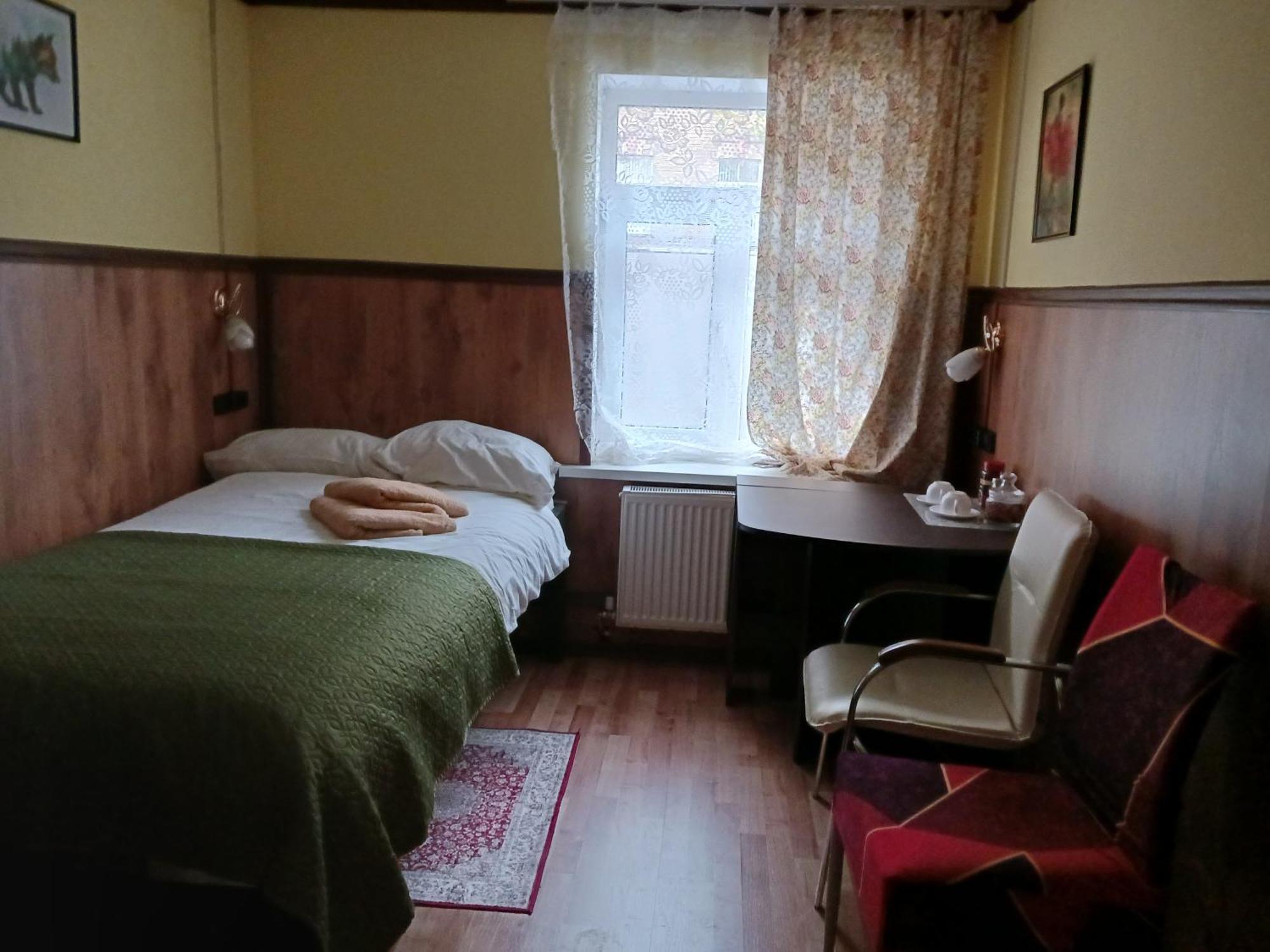 Cubby Center Wifi Work Study Rest Apartment *