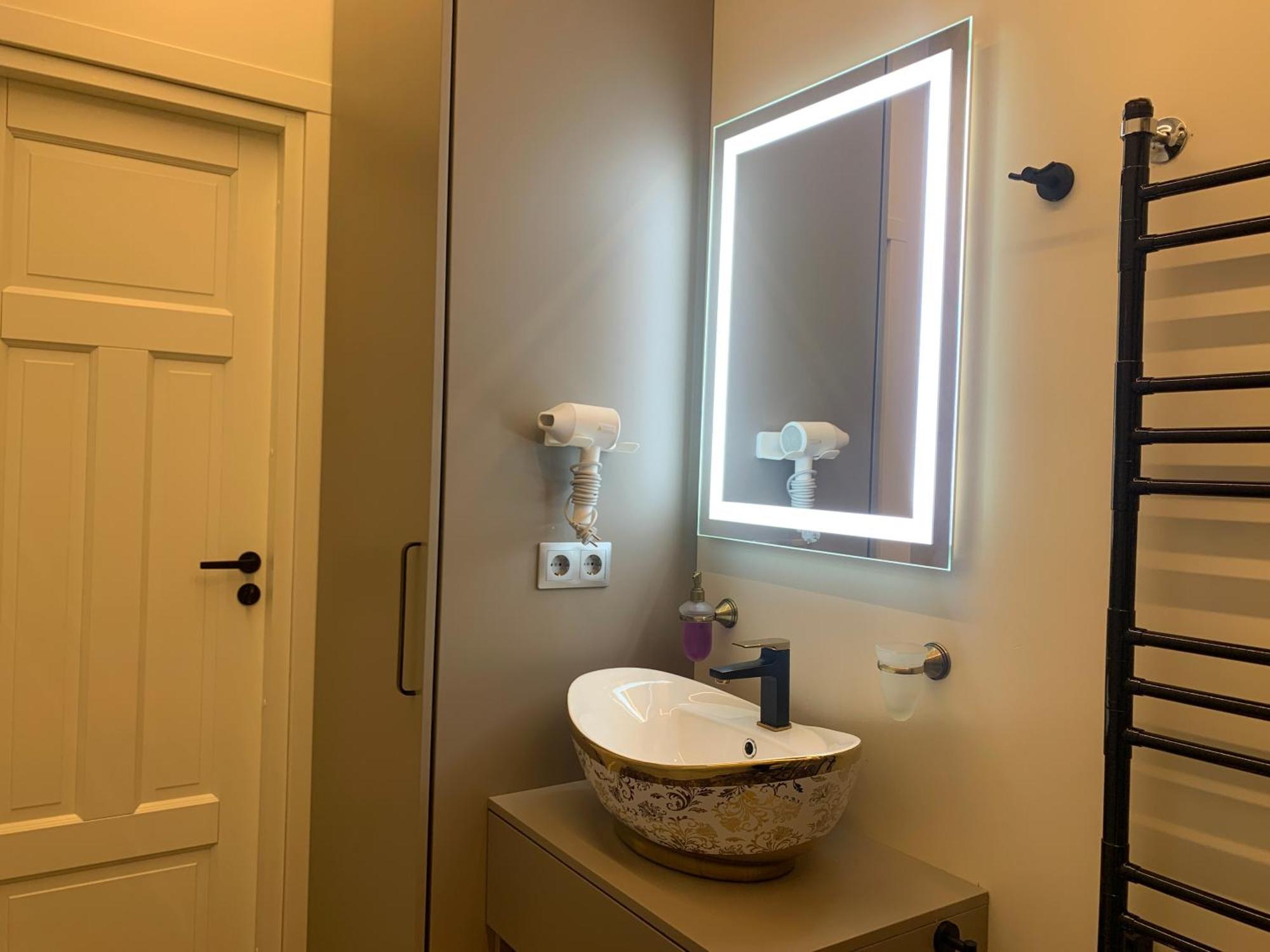 Premium Design, Renovated 2024 Free Parking * Riga