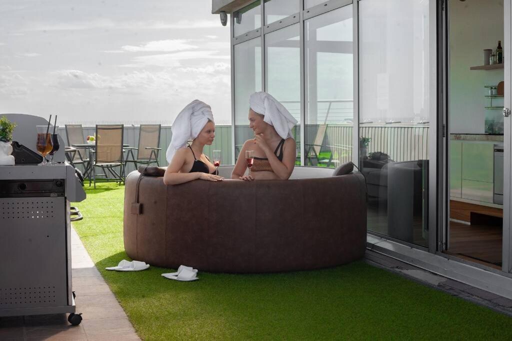 Sky Penthouse Apartment *