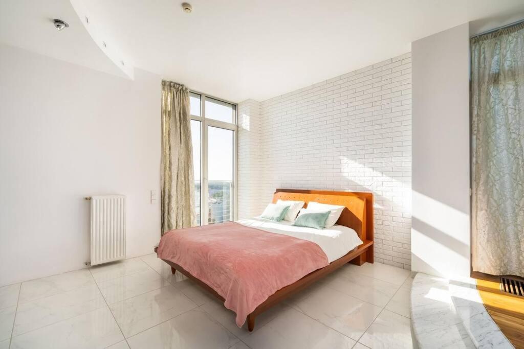 Sky Penthouse