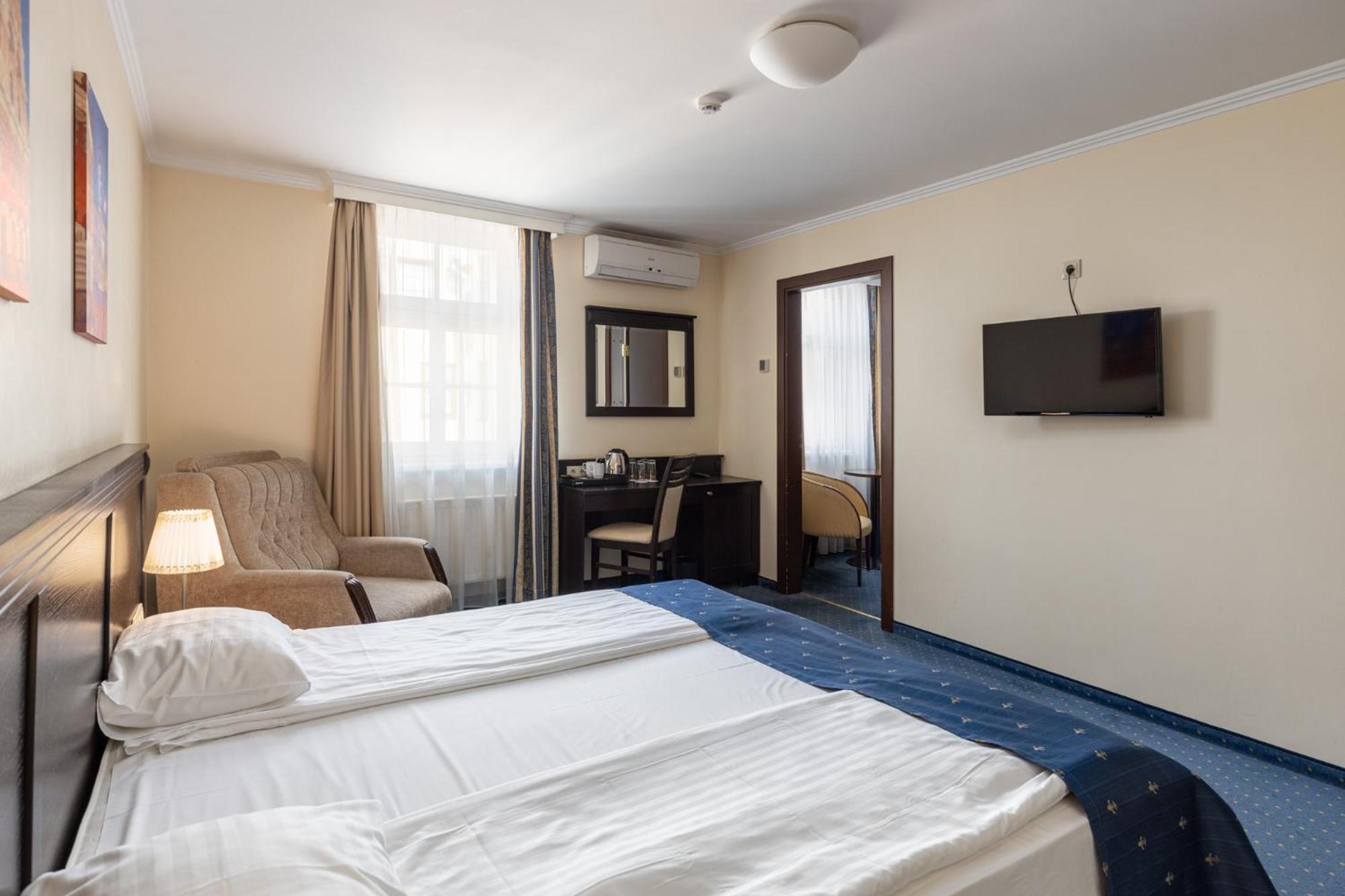 Gertrude Self Check-in Hotel 4*