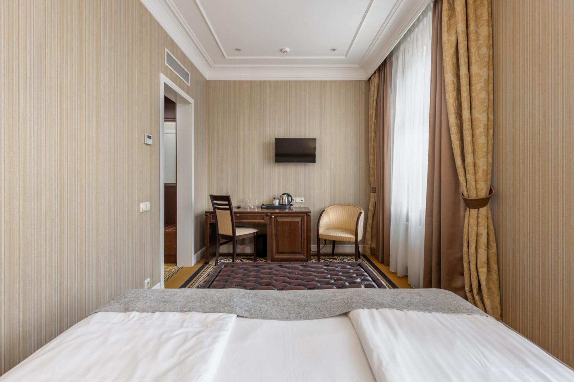 Gertrude Self Check-in Hotel Riga