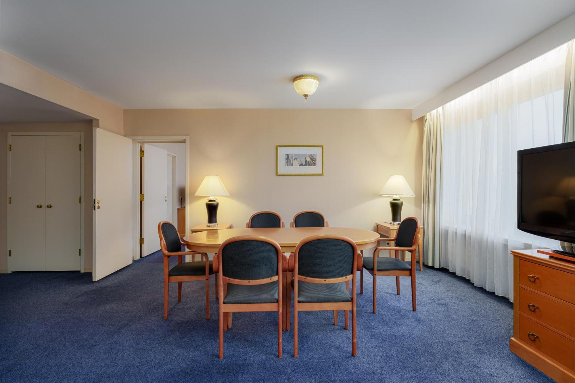 Hotel Radisson Blu & Spa, Daugava 4*