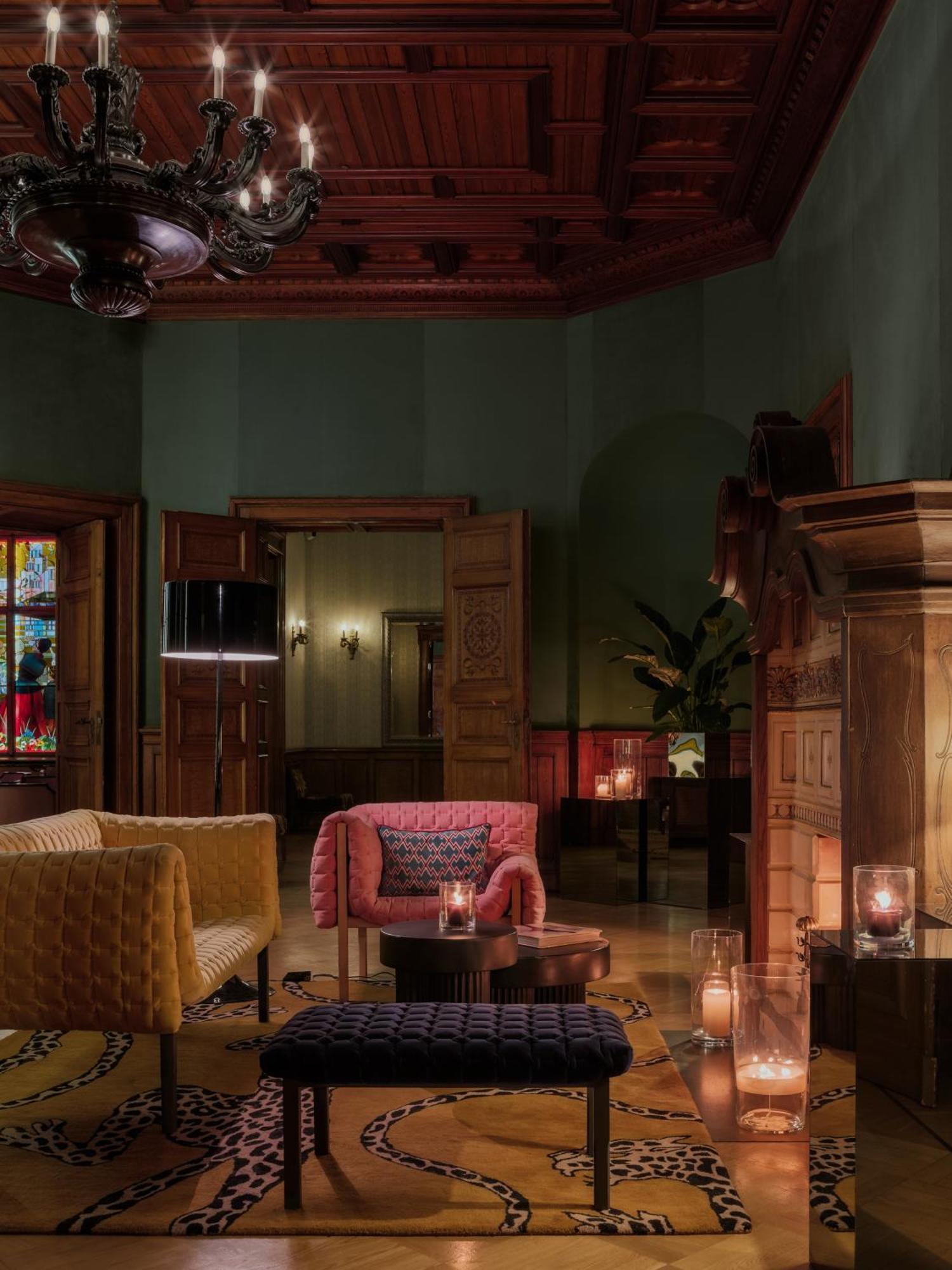 The Benjamin House Hotelli Riika