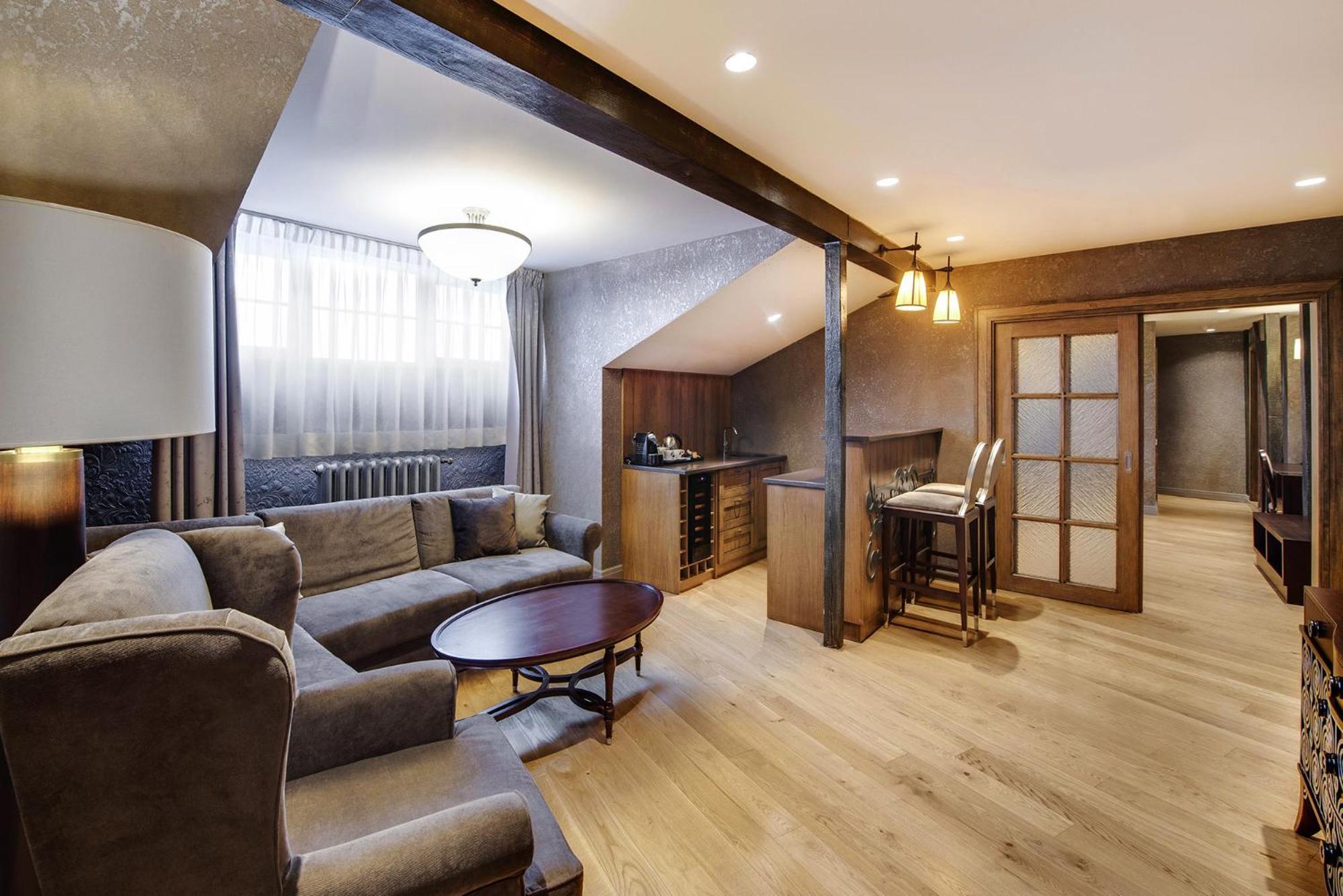 Eurostars Metropole 4*