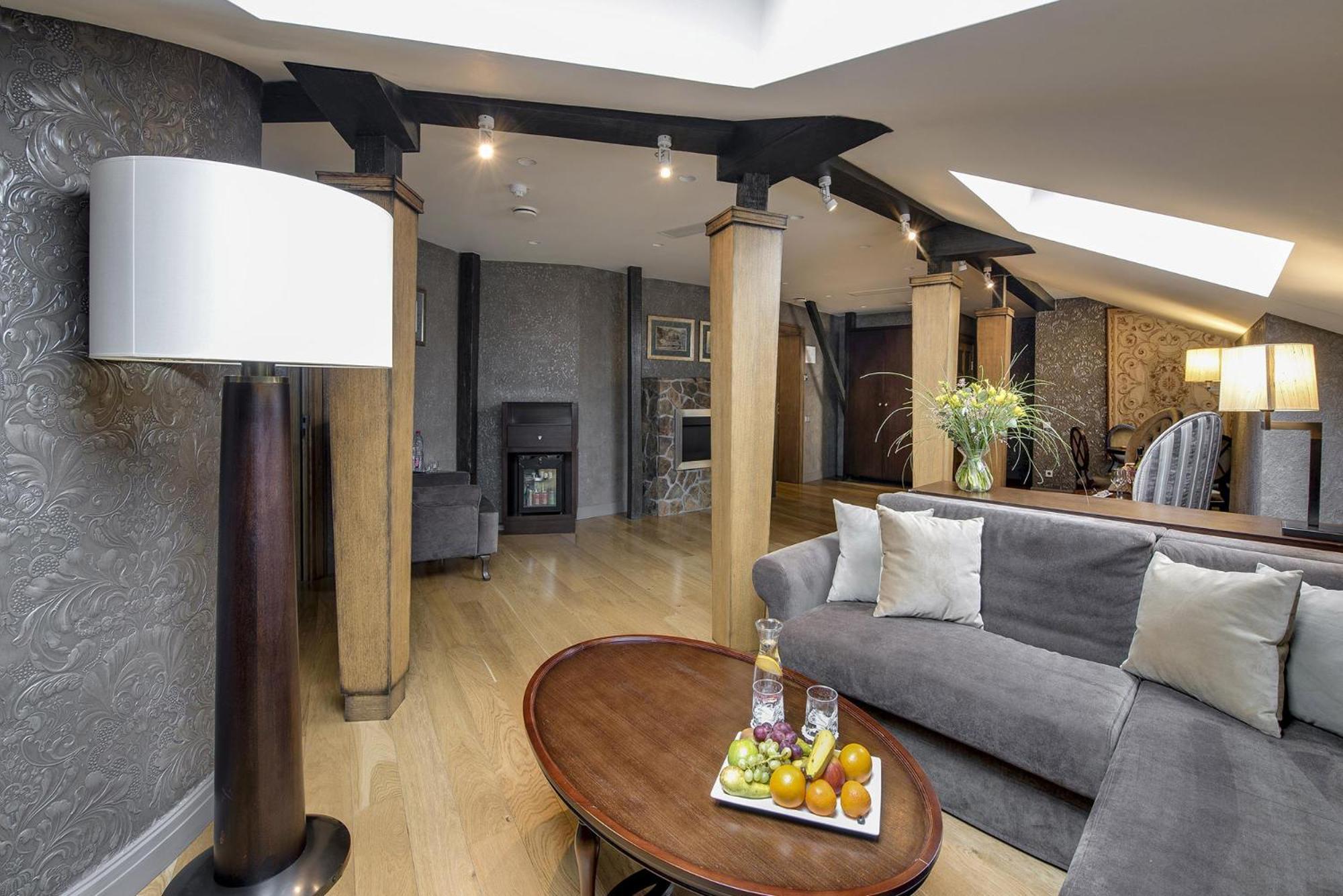Eurostars Metropole 4*