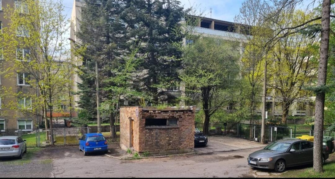 Camellia & Parking Riga