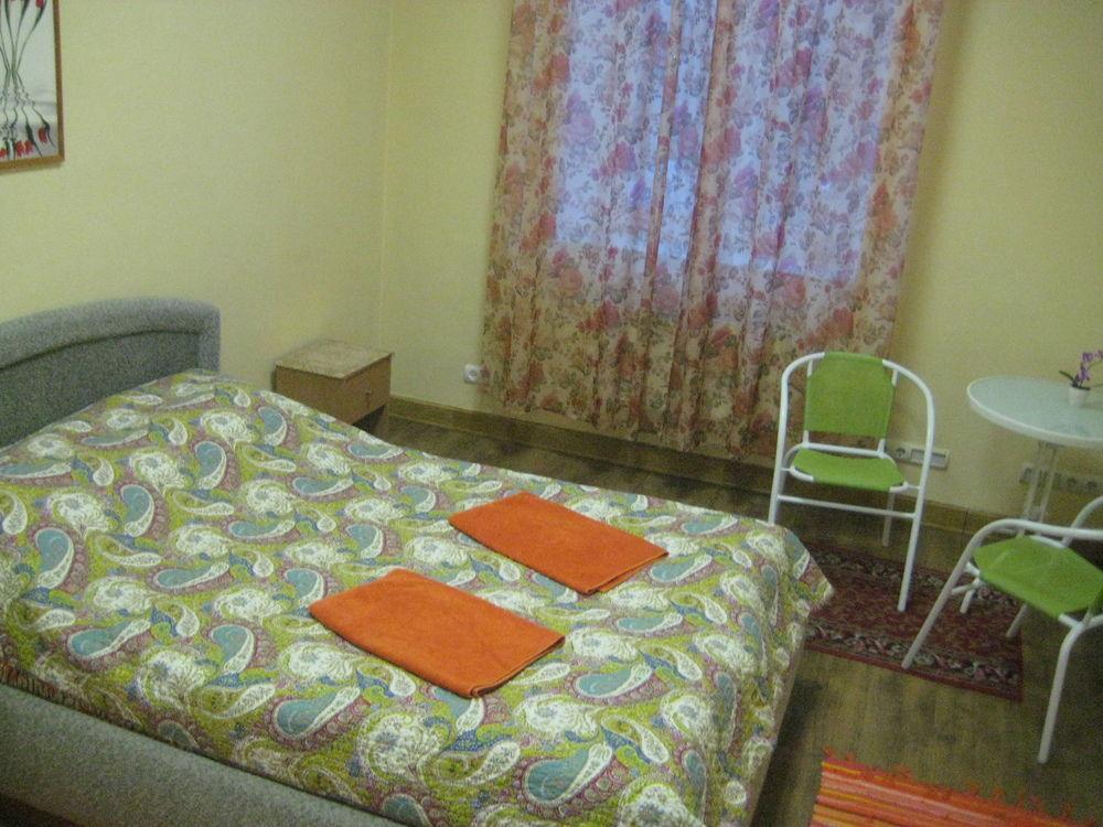 Tiger Hostel *