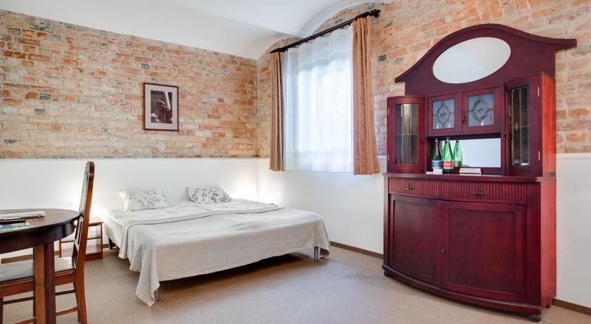 Janne Hotel 3*
