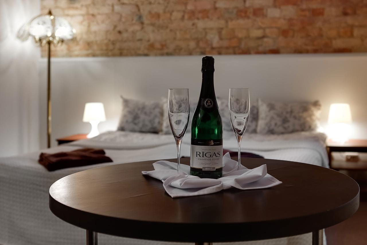 Janne Hotel