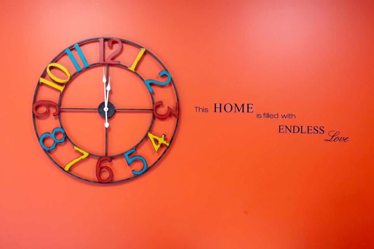 Liberty Airy Hostel *