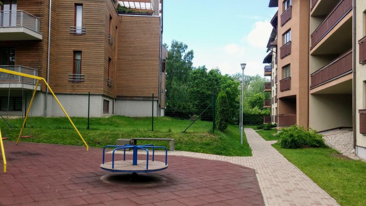 сozy In Great Location *