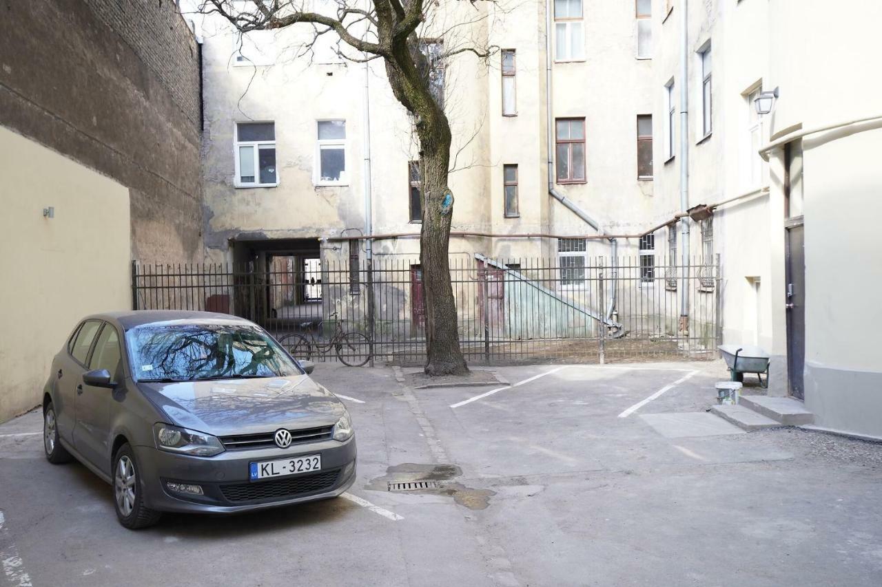 New Bohemian Crash Pad In Center * Riga