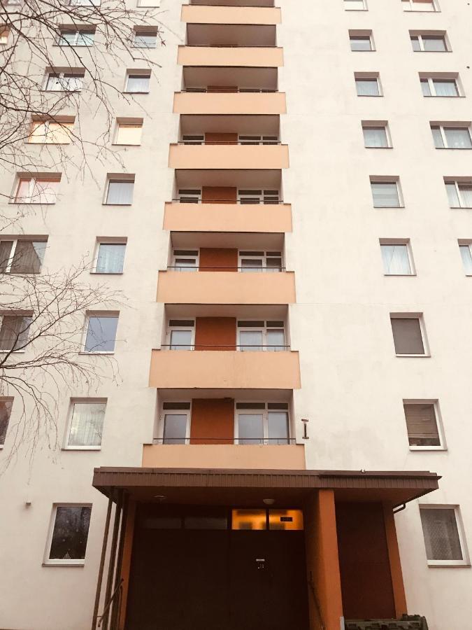 Cozy Lielvardes, Free Parking, Self Check-in Riga
