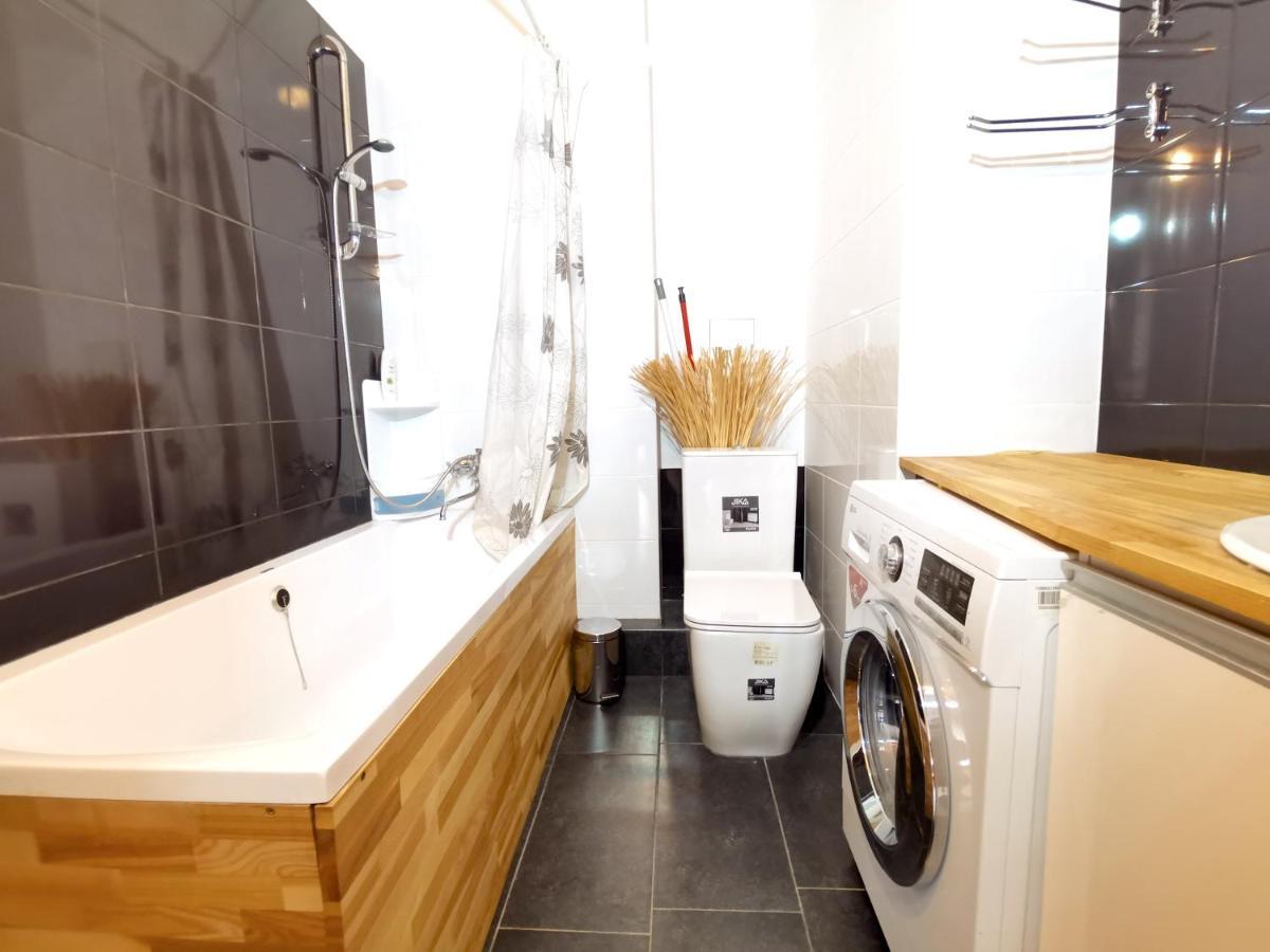 Brivibas Center Apartment *